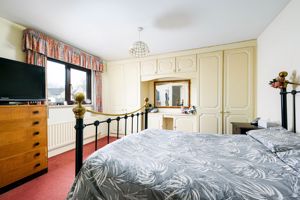 Photo 16- click for photo gallery